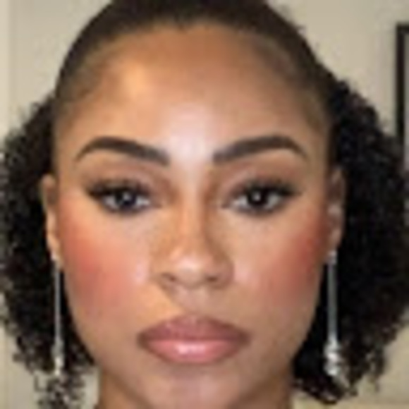 Meet your Posher, Malika .k - Picture 1 of 1